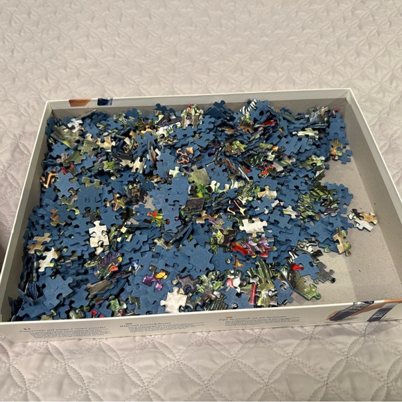 Ravensburger Vibrant Wildlife Puzzle - Picture 3 of 4